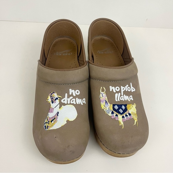 Dansko Women’s Twin Pro Llama Clog Embroidered Llama EU 37 / US 6.5 - 7 - Picture 3 of 16